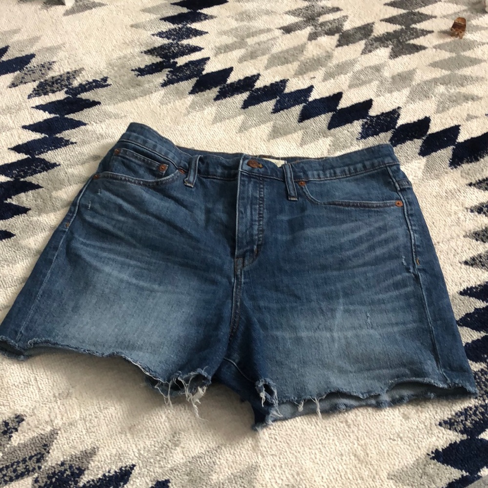 Madewell high-rise denim shorts in size 31
